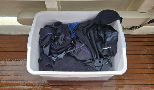 10.neoprenanzuege waesche wettieclean
