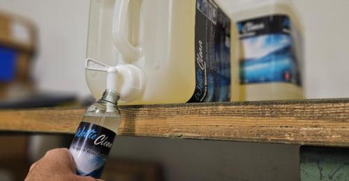 11.wettieclean bidon abfuellen chemieprodukt
